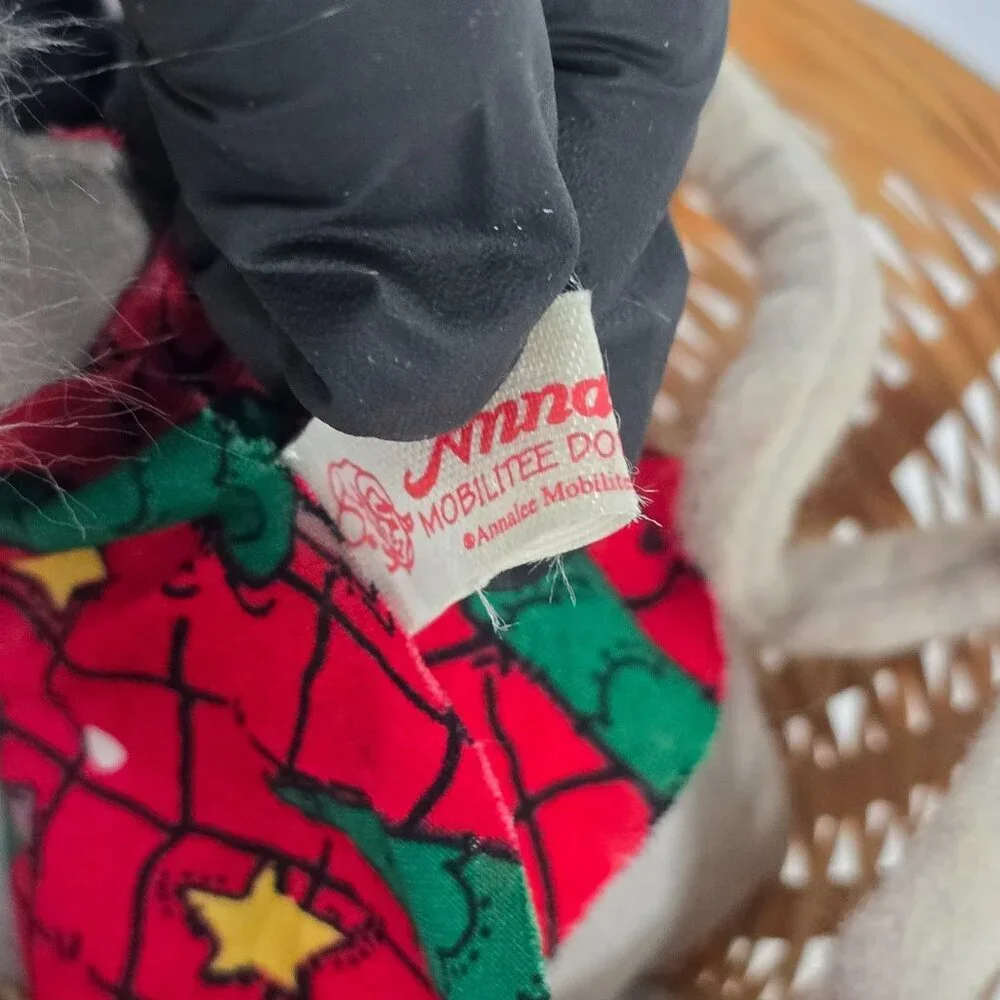 Vintage 1999 Annalee Mobilitee Christmas Mouse In Basket Holly Hat Holiday Decor - Picture 7 of 7